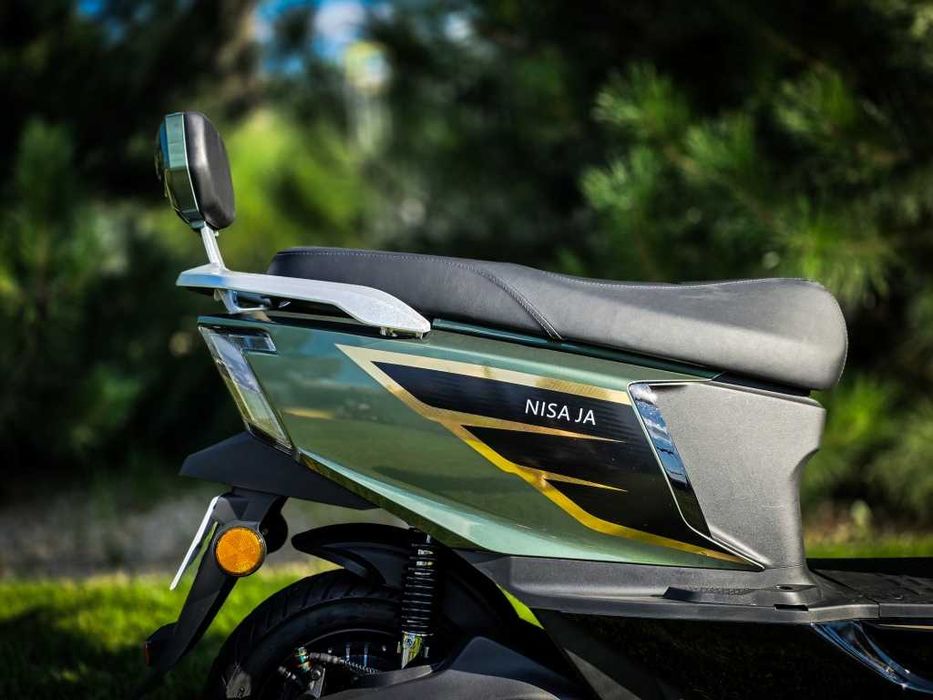 Електроскутер NISA JA