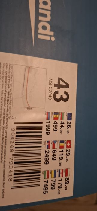 TRAMPKI NISKIE Sprandi Białe 43