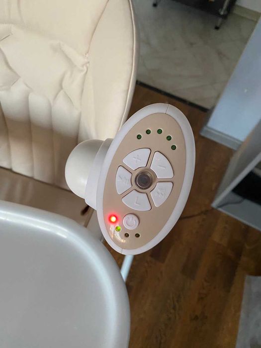 Стульчик для кормления 3-в-1 Carrello Triumph, Бежевый