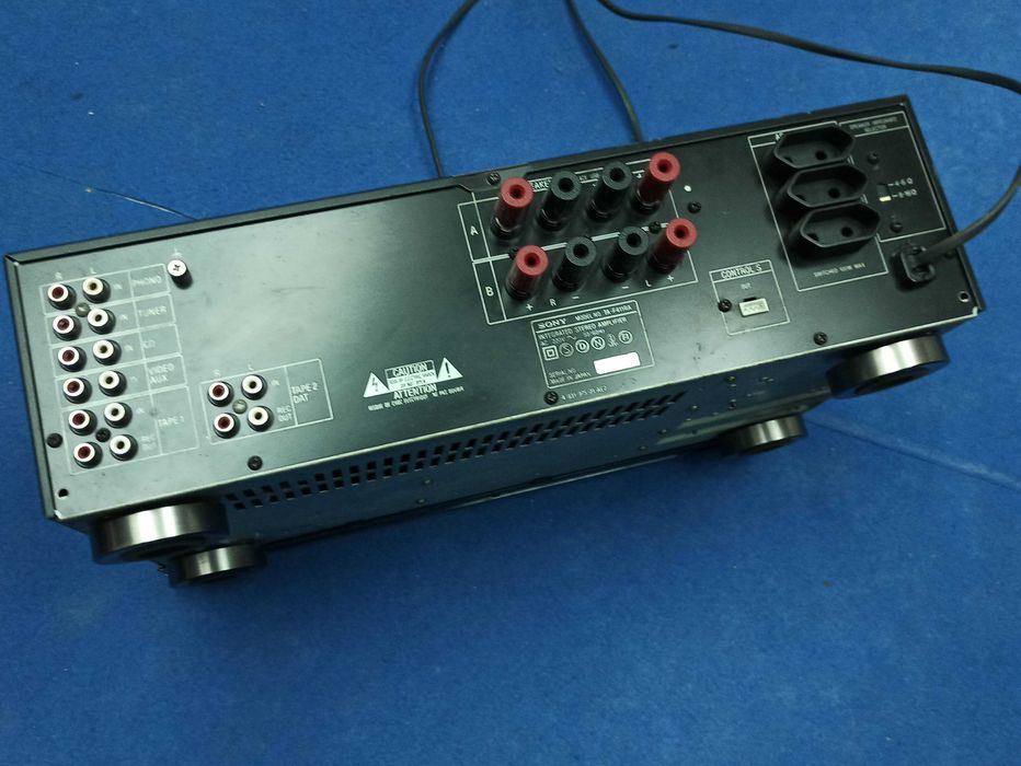 Sony F411R Amplificador HIFI