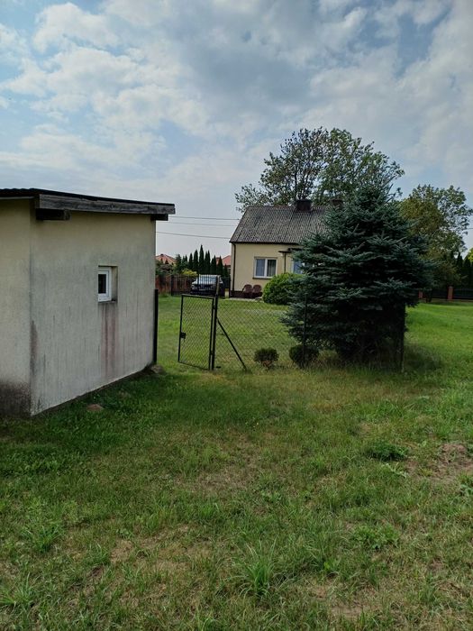 Dom jednorodzinny . Siedlisko .