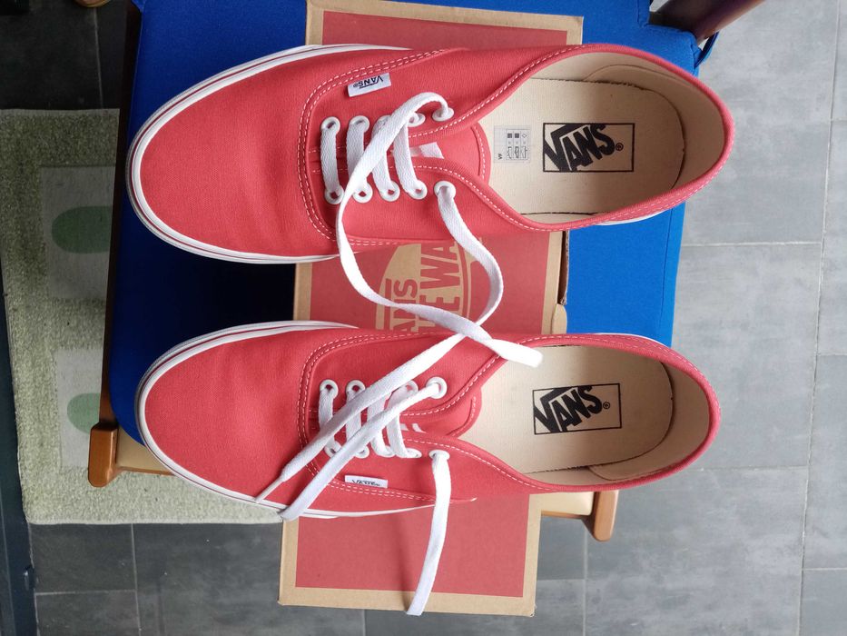 Ténis Vans Vermelhos