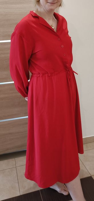 Czerwona sukienka