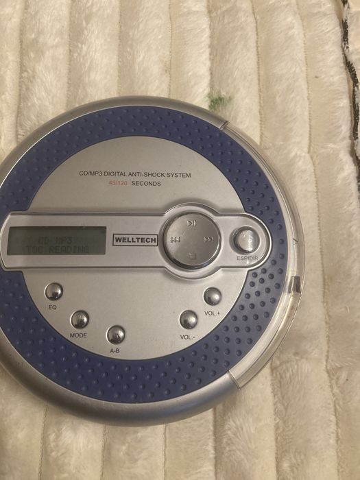 Diskman diskmen dyskmam przenosny odtwarzacz plyt cd i mp3