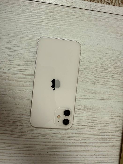 iPhone 12