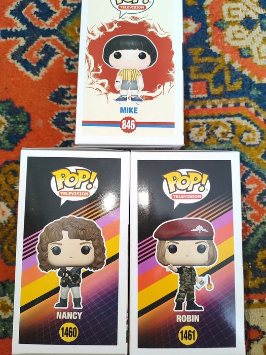 Продаж Funko pop по Дивним Дивам(Stranger Things): Nancy 1460, Robin 1461