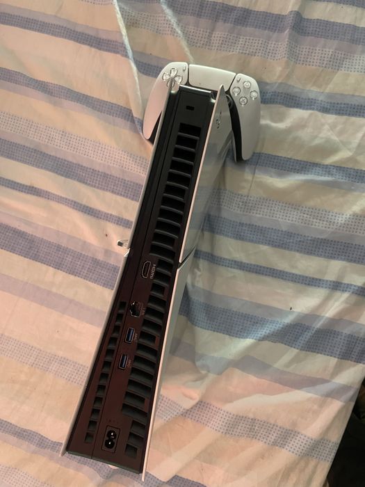 Vendo Playstation 5 1TB nova