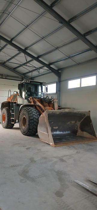 Liebherr 566 576 tulejowanie