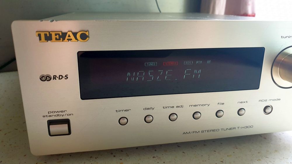 Tuner TEAC T-H300 Radio FM