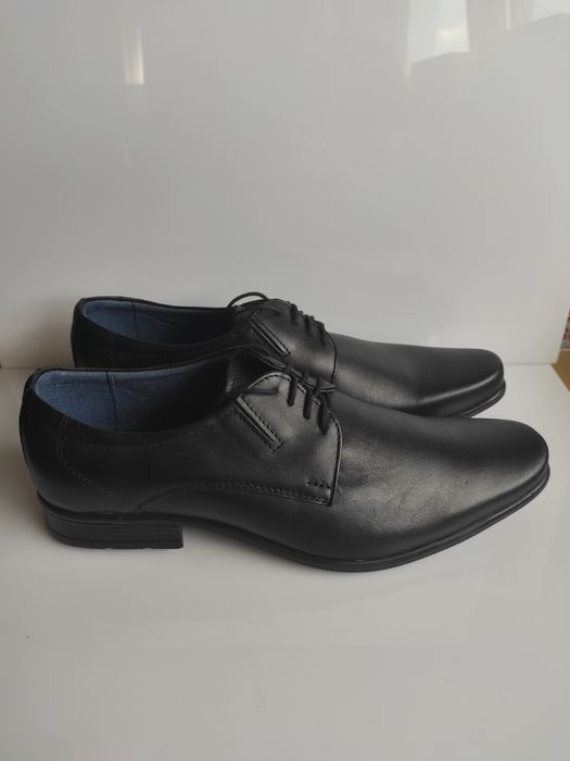 Sprzedam buty męskie r43