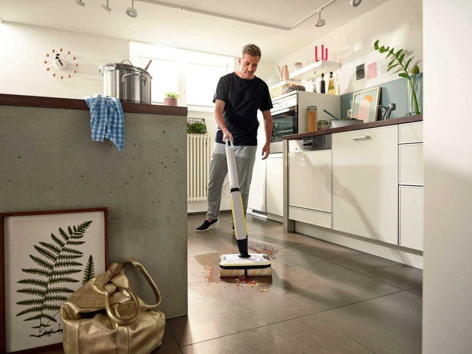 Електрошвабра підлогомийна машина пилосос Karcher FC 7 CORDLESS