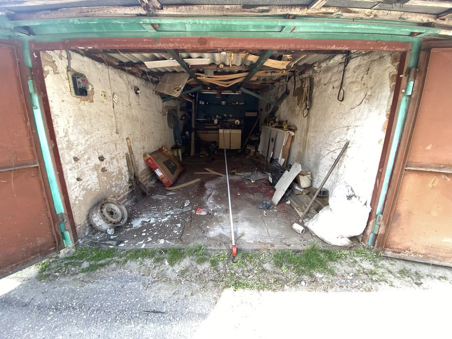 Гараж кирпичный с погребом в кооперативе ,,Мир,,