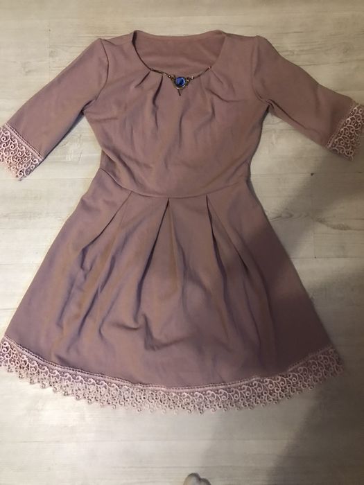 Суконьки різні нарядні на дівчинку від 12 років