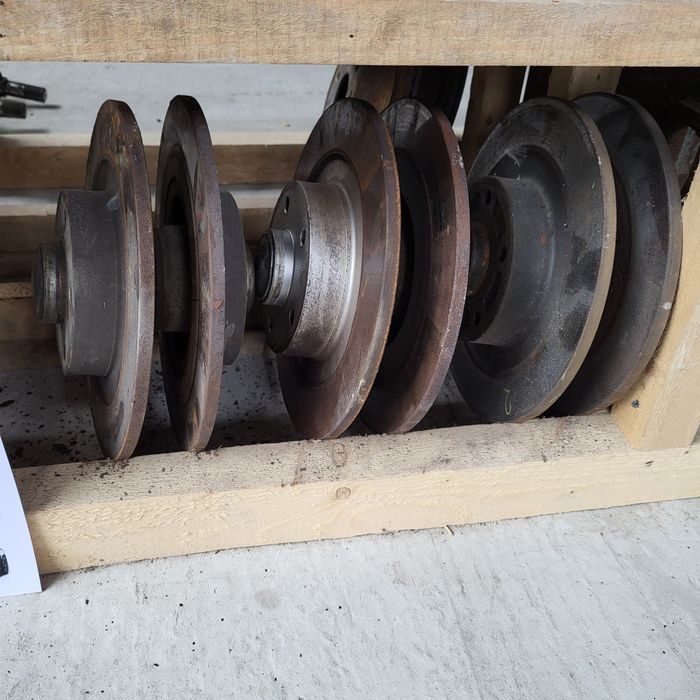 Тормозні диски передні задні Рено Лагуна 3 ступиця підшипник