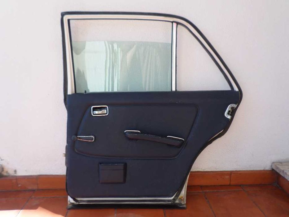 Portas Mercedes W123