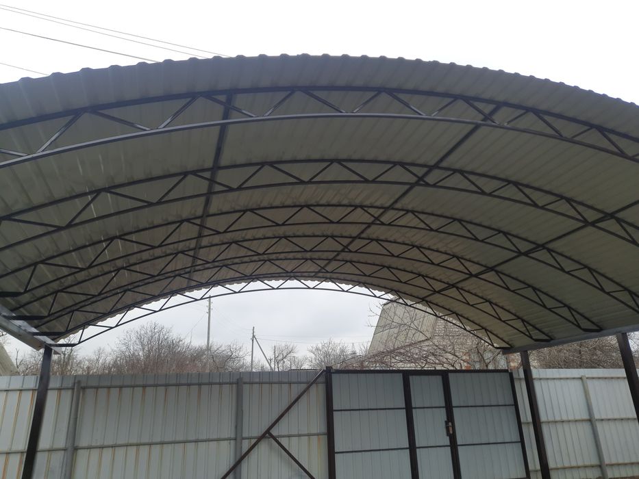 Изготовление ворот, дверей, решёток, лестниц, навесов, заборов и др.