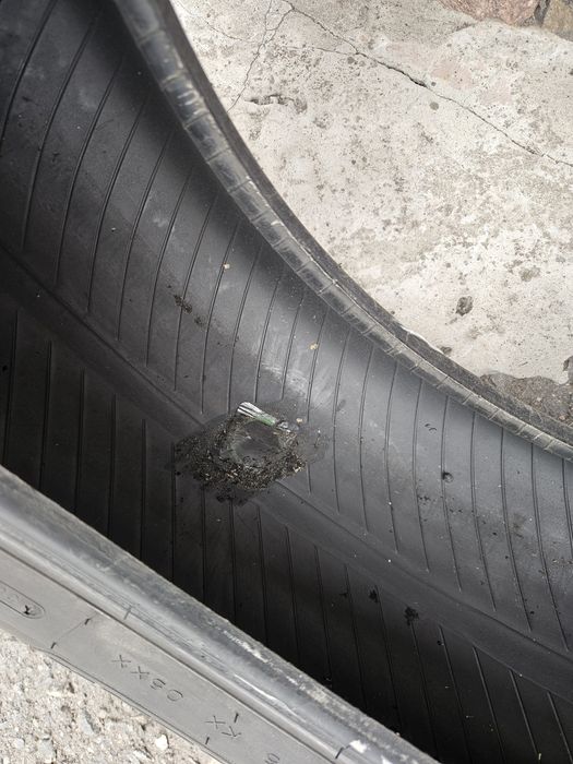 Зимова гума 215/60/R17 4 шт