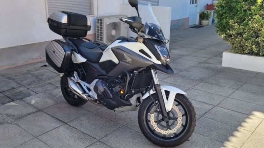 HONDA NC750X  dct