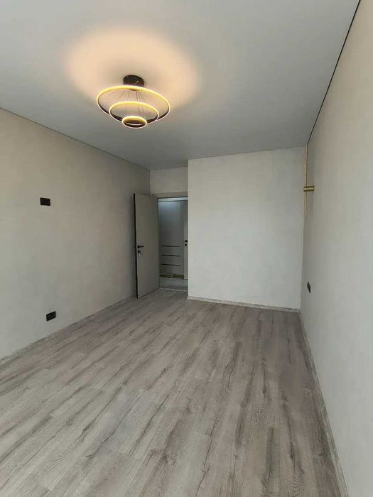 Укомплектована 2 кім. квартираз ремонтом  в новобудові по вул. Галицька