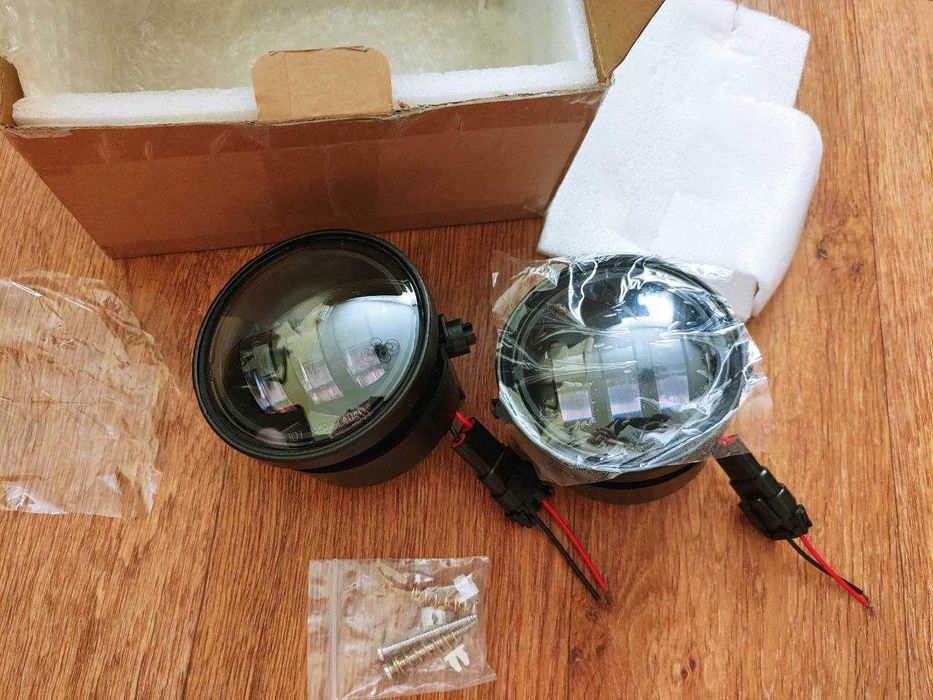 Противотуманные линзованные LED-фары Xprite 4" с DOT