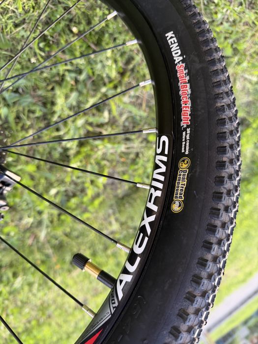 Продам велосипед Mongoose, 26”