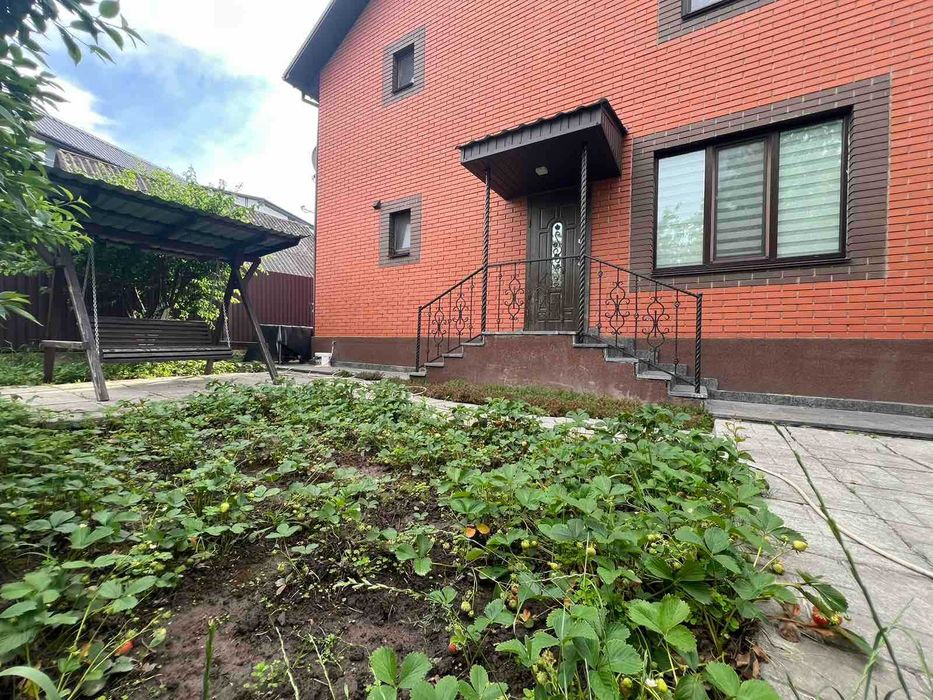 Продам будинок р-н Корея