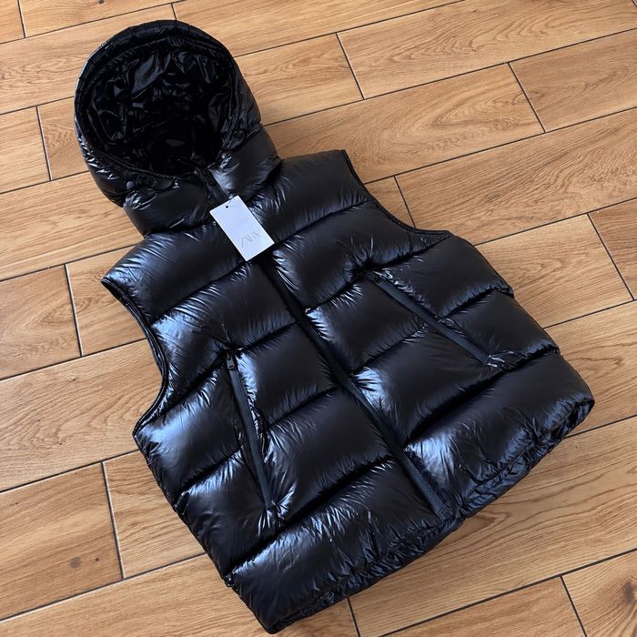 Жилетка Zara puffer vest жилет зара монклер moncler