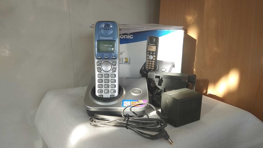 Радиотелефон Panasonic KX-TG7207UA