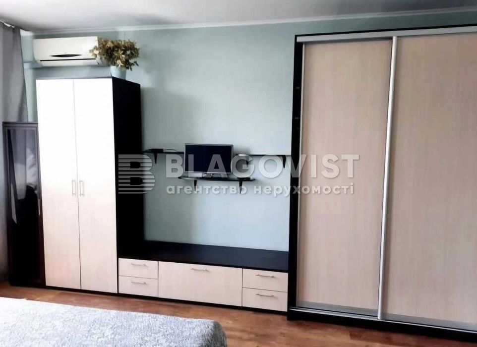 Продаж 1-к квартири 52 м. ЖК Паркові озера, М.Дарниця, парк Перемога