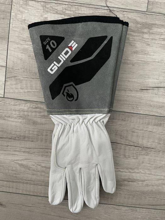 Rękawice spawalnicze GUIDE 1270 rozmiary 10/11