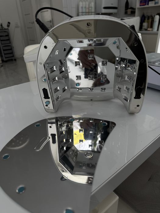 Лампа для манікюру Elis