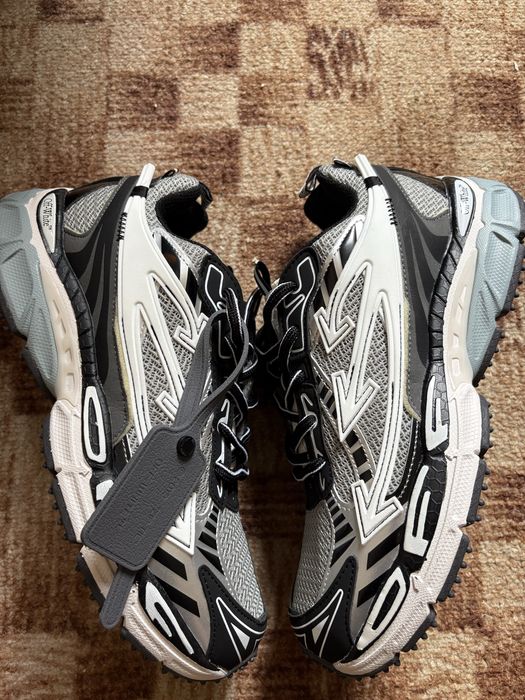 Be Right Back Off-White 'LIGHT GREY /BLACK'