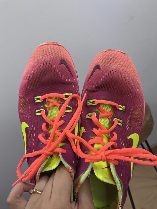 Kolorowe neonowe buty sportowe do biegania Nike rozmiar 39
