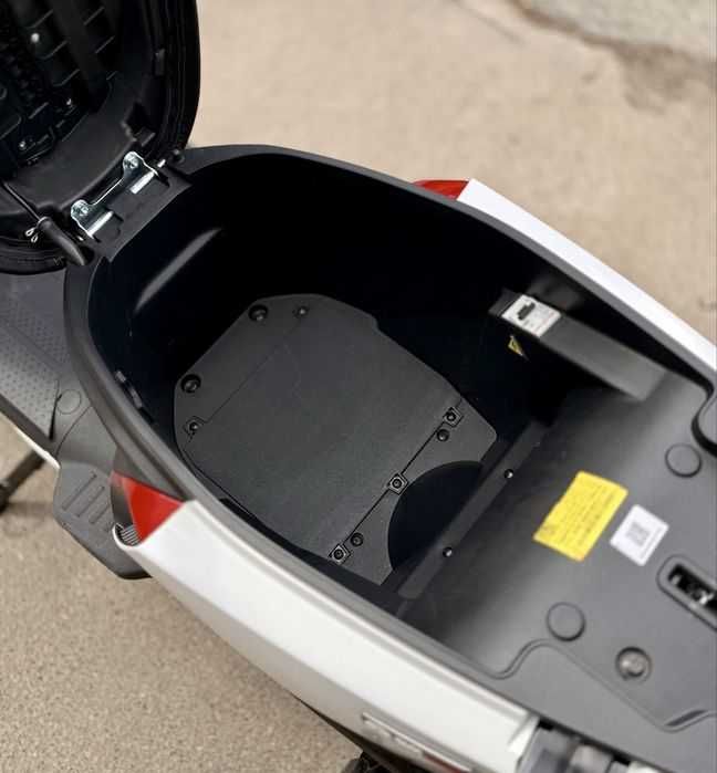 Garow L850 2999W-72V-48Ah LifePo4 Електро скутер Велоскутер 2026 чорний