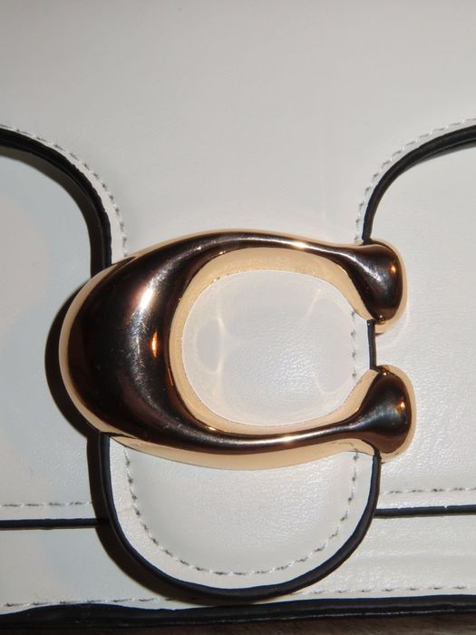 Mala C elegante branca