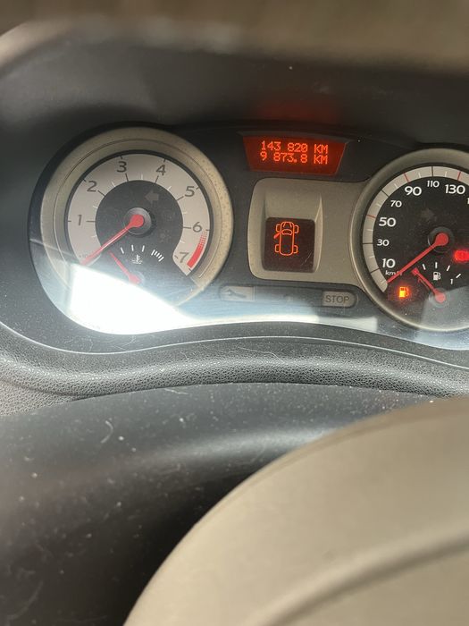 Rensult clio de 2006 em muito bom estado