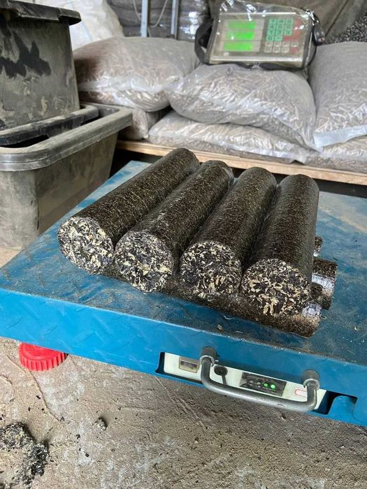 Продам Брикет из шелухи подсолнуха. Опт/Розница