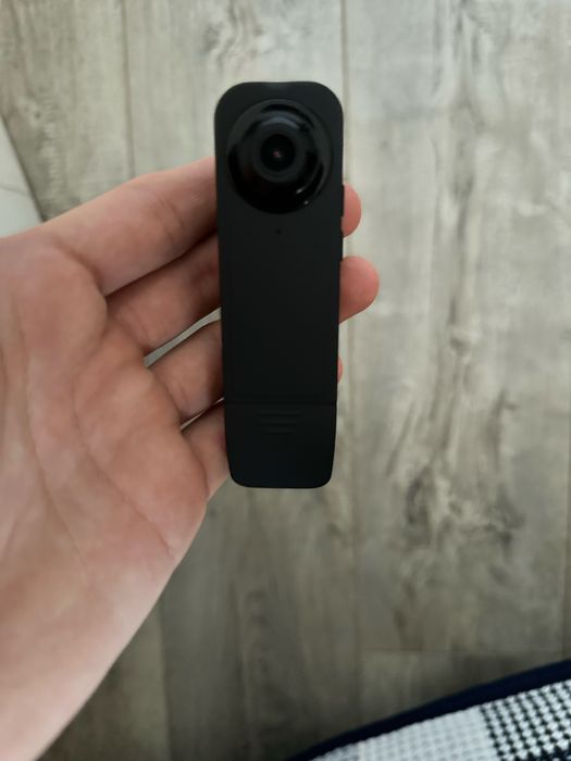 Компактна камера для фото/відео