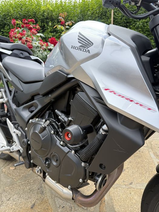 Honda CB750 Hornet 2025 (65kw)
