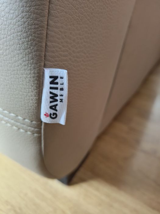 Sofa skórzana beżowa