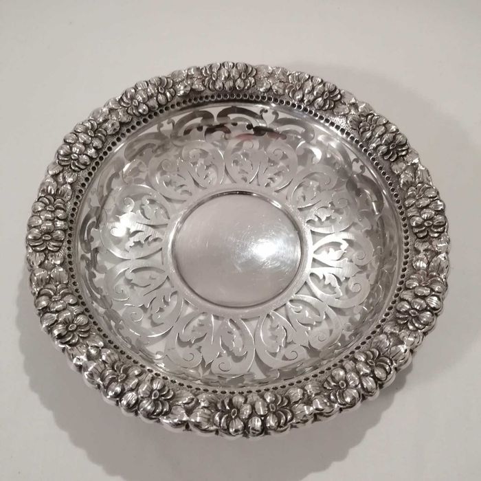 Salva ou Fruteira de Prata Vazada - Águia