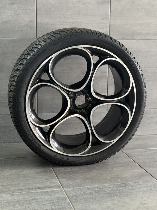 Диск R19 5x110 Alfa Romeo з гумою оригінал