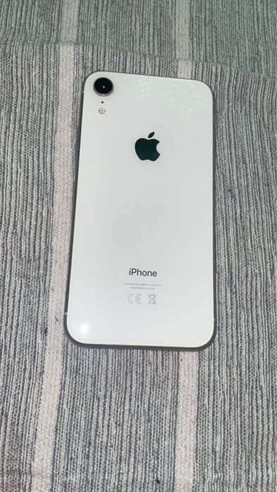iphone xr em bom estado