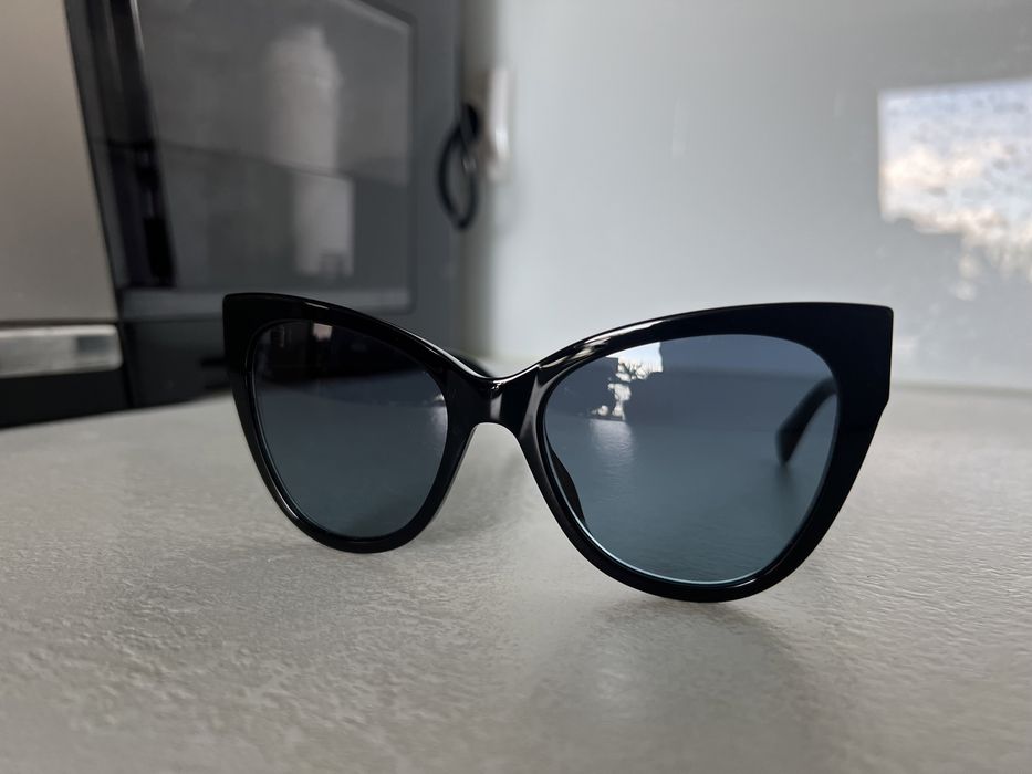 MOSCHINO jak nowe, oryginalne okulary przeciwsłoneczne