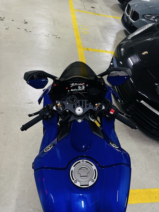 Yamaha R1(último modelo2024)