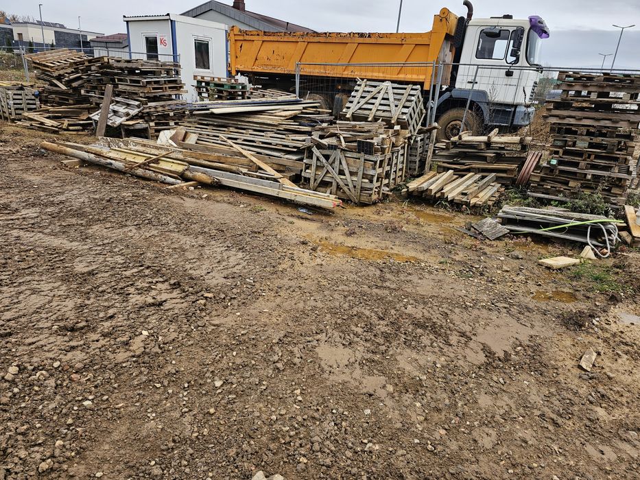 Oddam na opał palety za darmo