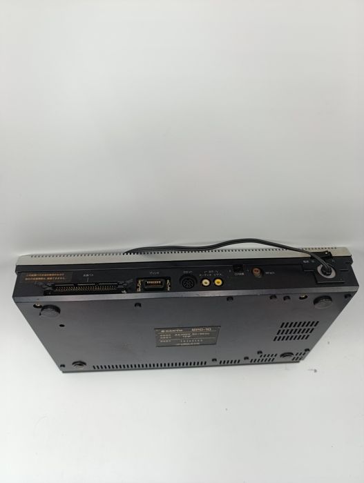 MSX Sanyo Wavy Mpc-10 Retro Komputer+ gra