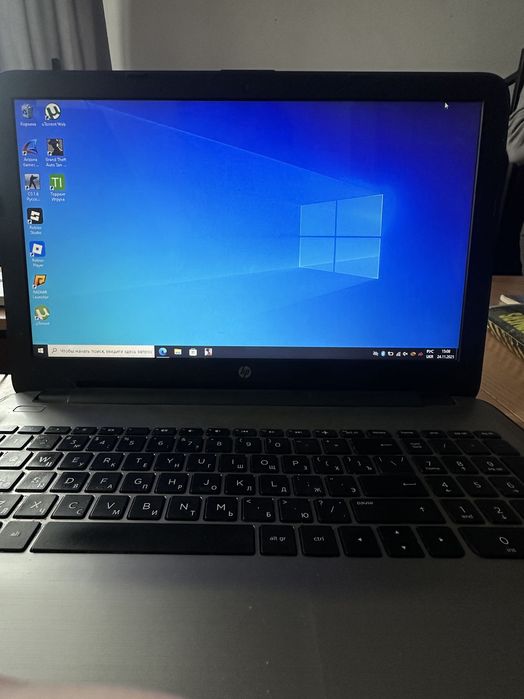 laptop stary dla pracy lub gry(starych)