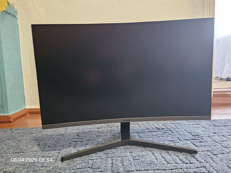 Монитор Samsung 27 дюймов