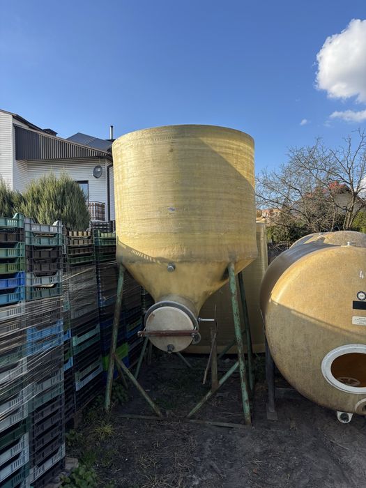Silos Zbiornik 5000 l Zboże Pelet Pellet Pasza Mieszadło